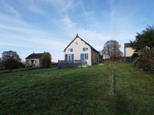 Gerenoveerde fermette te koop nabij Arleuf, Morvan