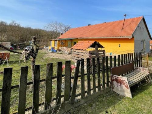 <p>Leuke familiewoning in een mooi gebied zuidelijk van Balaton en Dombóvár.</p>