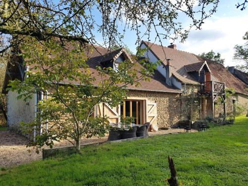 Huis met bijgebouwen en uitzicht te koop in de Brenne 36