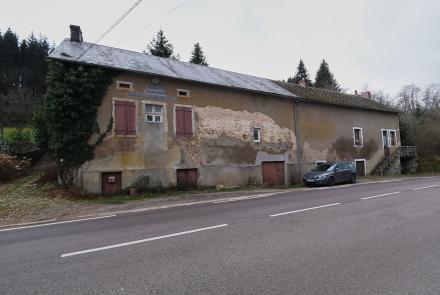 Authentiek te renoveren woonhuis te koop in Arleuf, Morvan