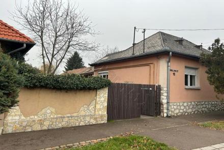 <p>Wilt u in het mooie noorden van Hongarije wonen, maar niet in een klein dorp, kijk dan eens naar deze woning.</p>