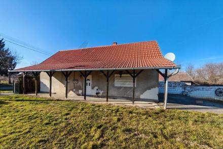 <p>Mooie complete woning waar u snel kunt wonen.</p>