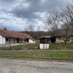 <p>Zoekt u rust en ruimte? Kom dan eens kijken in Okervögy, waar wij u deze woning op een perceel van bijna 9.000 m2 aanbieden.</p>