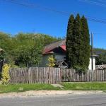 <p>Traditionele woning in het leuke (noordelijk gelegen) dorp Lénárddaróc voor een mooie prijs.</p>