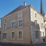 Huis met mogelijkheid voor bedrijf te koop in St. Savin 86