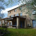 Mooi eigendom met 2 huizen te koop in Grasse