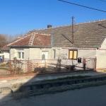 <p>Nette woning ten zuiden van de lijn Kaposvár / Dombóvár gaat u deze woning vinden.</p>