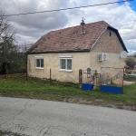 <p>Als u dichtbij de natuur wilt blijven en toch de gemakken van een stad niet kunt missen, dan is dit wat voor u !!</p>