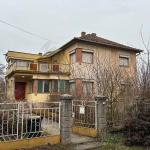 <p>Ruime woning aan het einde van een rustige straat. U heeft hier een prachtig uitzicht.</p>