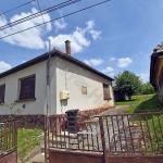 <p>Mooi stevige woning in het In het zuidwesten, op een 30 km van het Balaton.</p>